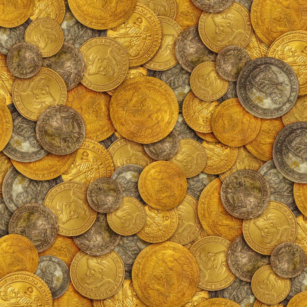 https://www.mercier-art.com/wp-content/uploads/2022/01/old-gold-coins-2021-08-26-17-52-28-utc-1024x1024.jpg